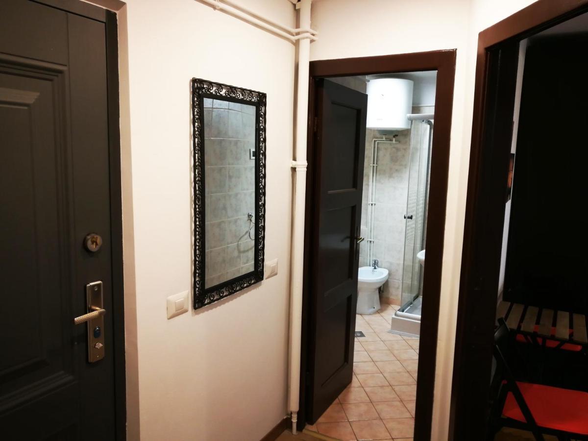 Martini Studio Apartment บูคาเรสต์ ภายนอก รูปภาพ