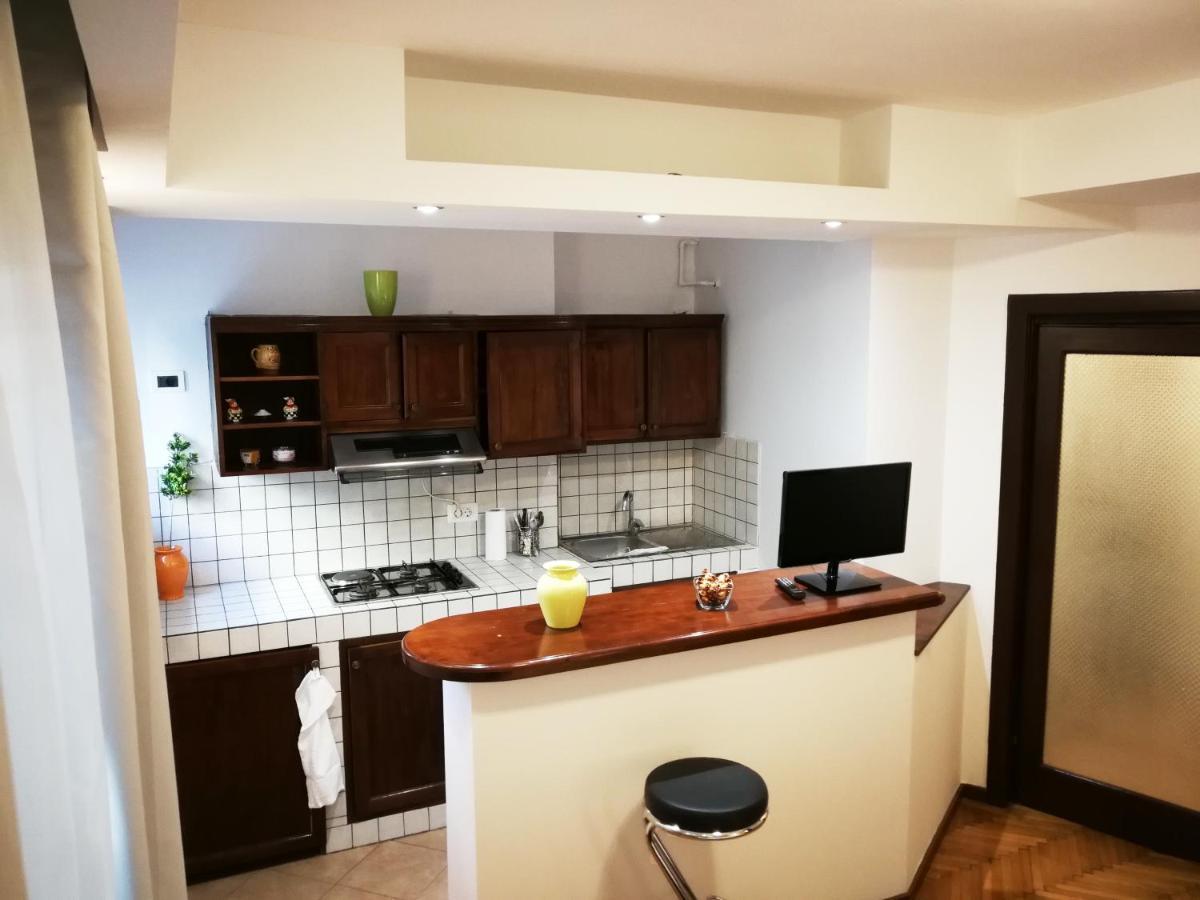 Martini Studio Apartment บูคาเรสต์ ภายนอก รูปภาพ